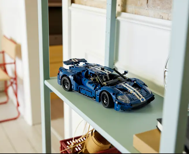 LEGO Technic 2022 Ford GT - 42154