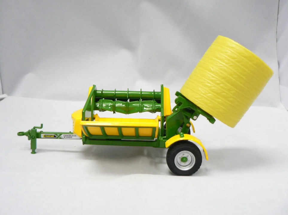 Chainless X5000 1:32 Scale Model