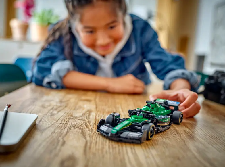 Lego Speed Champions Aston Martin Aramco F1 Race Car - 77245