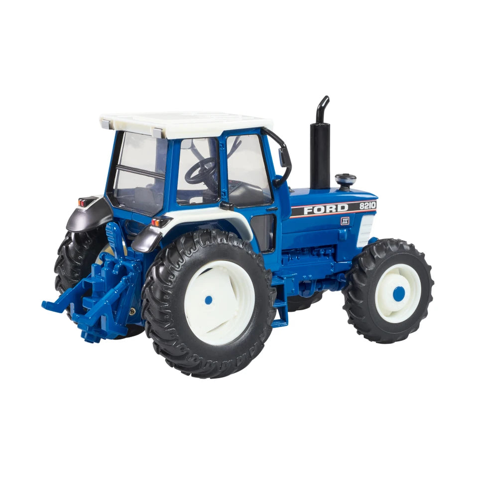 Britains 1:32 Ford 8210 Tractor 43418 rear right view showing the rear hitch, cab interior and treaded tyres