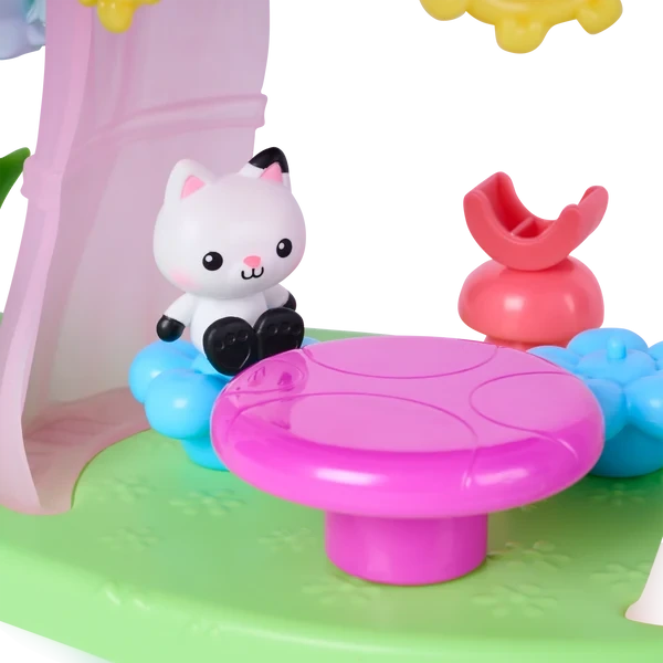 Gabby's Dollhouse Fairylandia Flutter-riffic Tea Party Playset with colourful fairy garden styling.