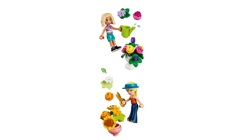LEGO Friends Nova and Astrid mini-dolls on a white background