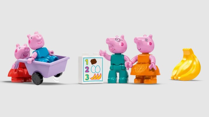 LEGO DUPLO Peppa Pig supermarket set figures and accessories