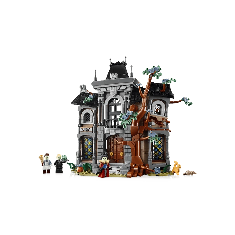 LEGO Icons Mayor Manor 11383 front view with three minifigures, orange cat and brown rat