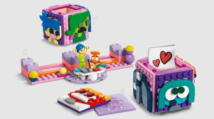 Alternate LEGO Inside Out 2 mood cube builds and console setup
