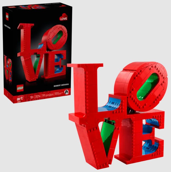 LEGO LOVE Art Set 31214 with box and assembled model Ireland