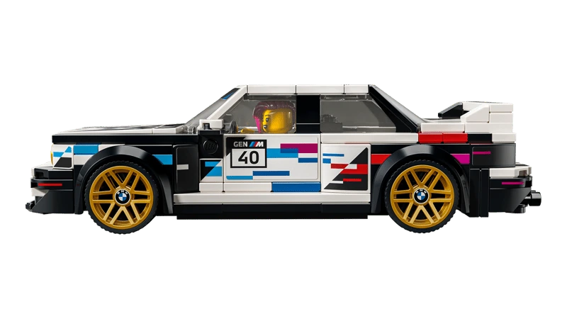 Side profile of the LEGO Speed Champions BMW M3 (E30) 77263 showing the number 40 door graphic and gold wheels