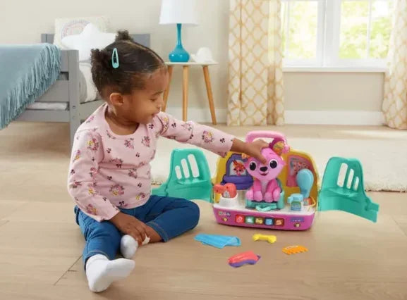 VTech Play & Go Puppy Salon with child playing and grooming toy puppy – Ireland