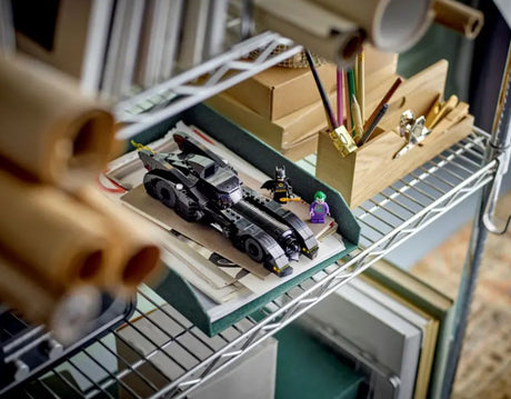 Lego Batmobile: Batman vs. The Joker Chase - 76224