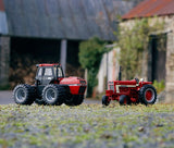 Britains International Harvester Farmall 1066 - 43294