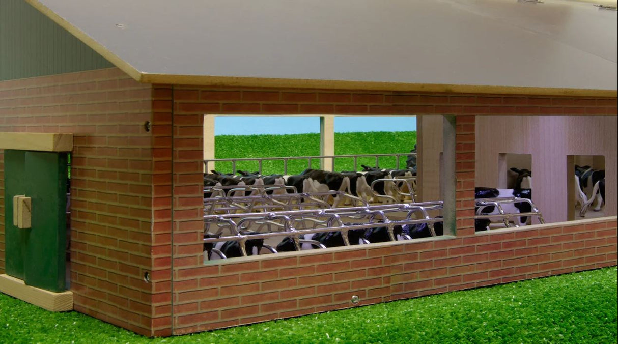 Kids Globe Cattle and Milking Shed