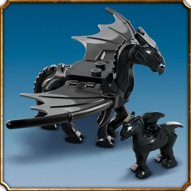 Lego Harry Potter Hogwarts Carriage and Thestrals - 76400