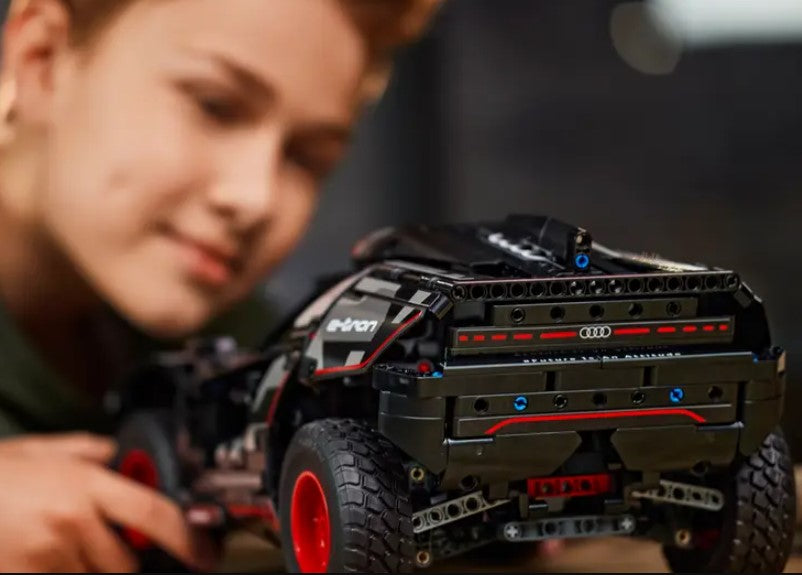 Lego Technic Audi RS Q e-tron - 42160