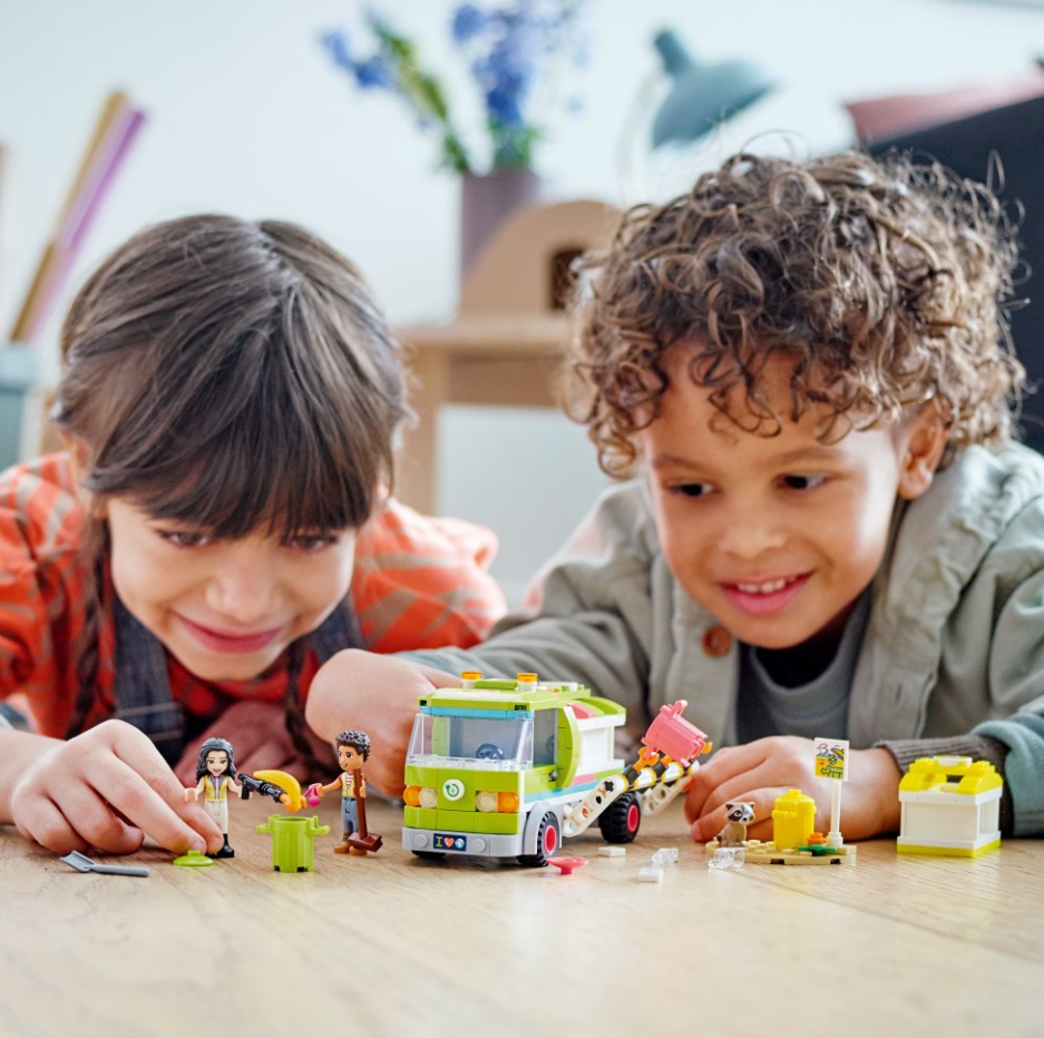 Lego Friends Recycling Truck - 41712