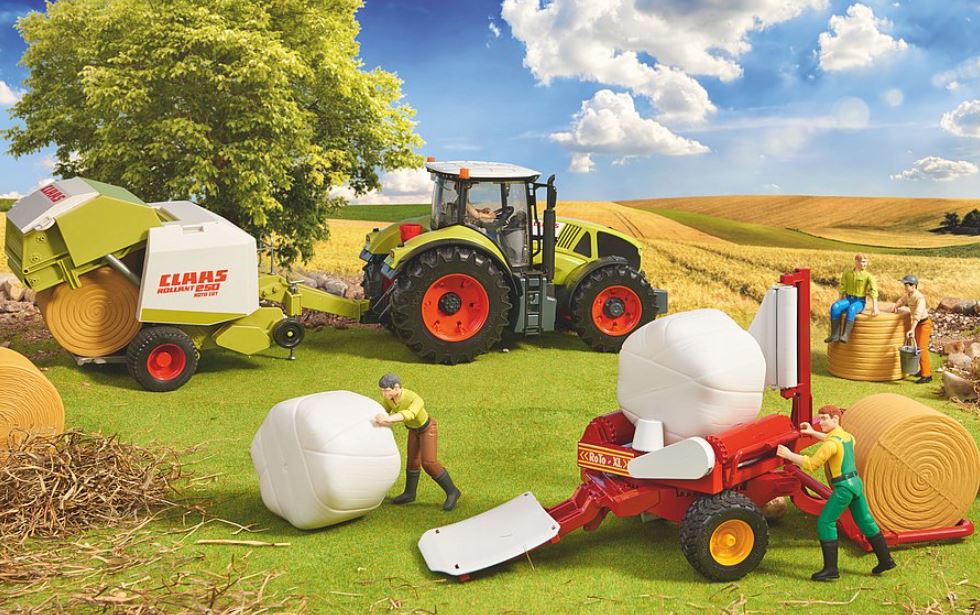 Bruder 1:16 Claas Rollant 250 Straw Baler 02121 | Bruder Farm Toy