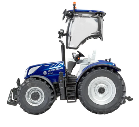 Britains New Holland T7.300 Blue Power Tractor