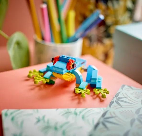 Lego Creator 3 in 1 Exotic Parrot - 31136