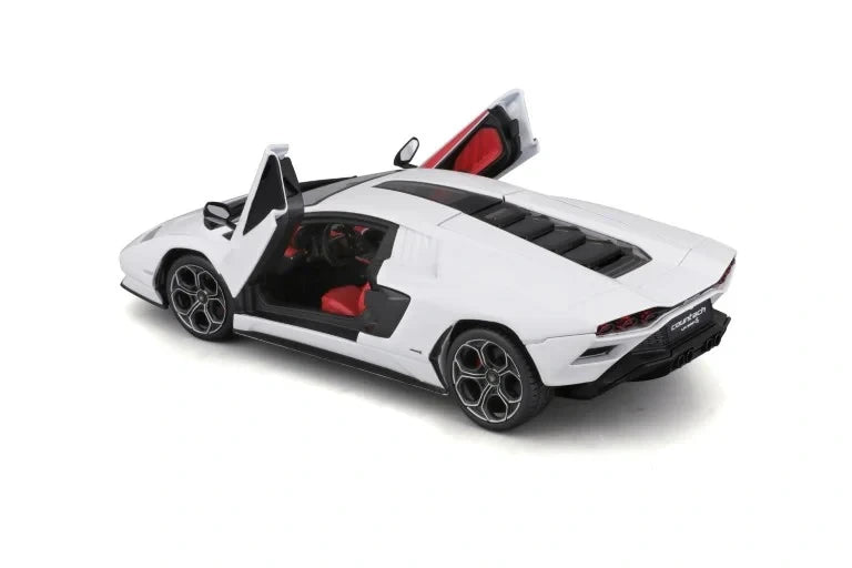 Bburago Lamborghini Countach LPI 800-4 rear three quarter view with both doors open