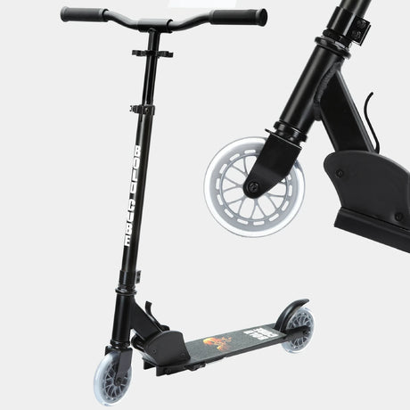 Boldcube Onyx Black scooter shown upright with enlarged front wheel detail