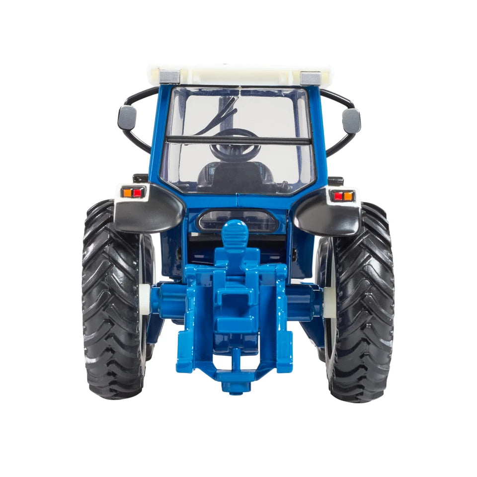 Britains 1:32 Ford 8210 Tractor 43418 rear view showing the rear hitch, steering wheel and rear tyres