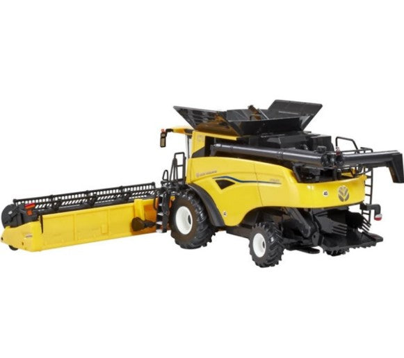 Britains New Holland CR9.90 Combine Harvester 1:32 rear view Ireland