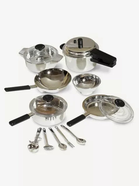 Casdon 15 Piece Pan Set with toy cookware and chrome-effect utensils – Ireland