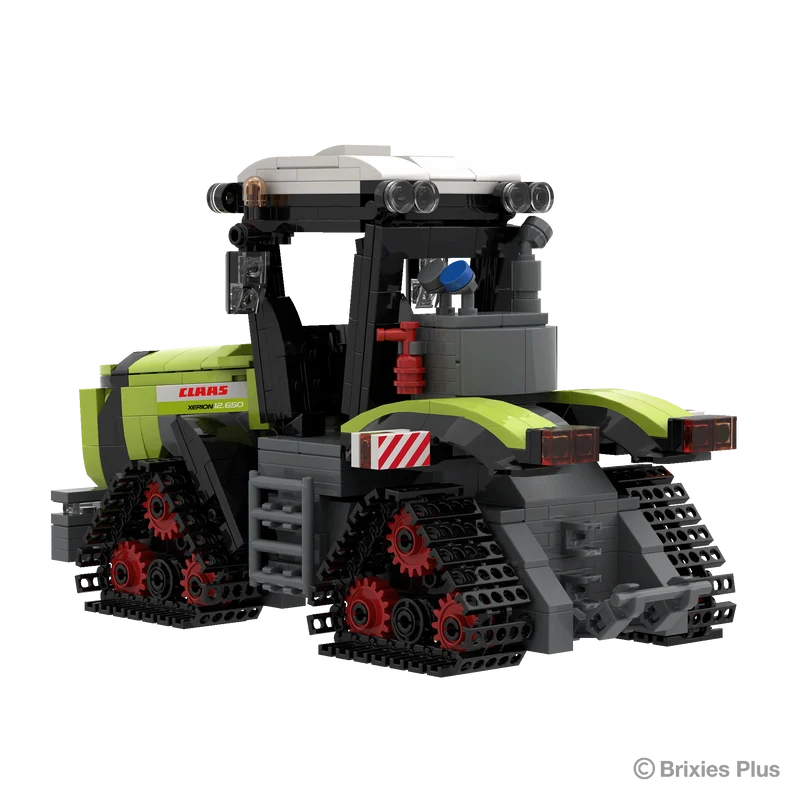 BRIXIES Plus CLAAS XERION 12.650 TERRA TRAC viewed from the rear side showing the rear hitch assembly, cab, rear lights and black TERRA TRAC units