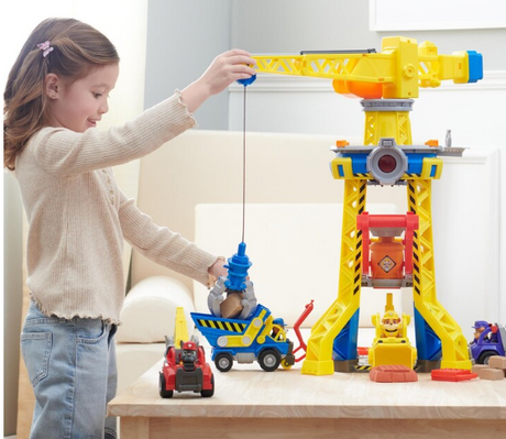 Rubble & Crew Barkyard Crane Tower