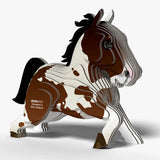 EUGY Horse rear three quarter view showing layered mane and tail