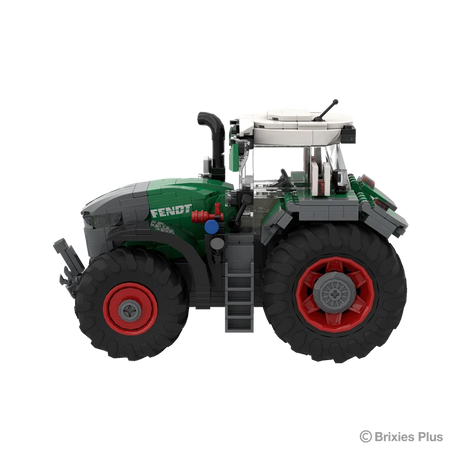 BRIXIES Plus Fendt 1052 Vario shown from the other side with Fendt bonnet branding, hydraulic connections, cab steps and red rimmed wheels