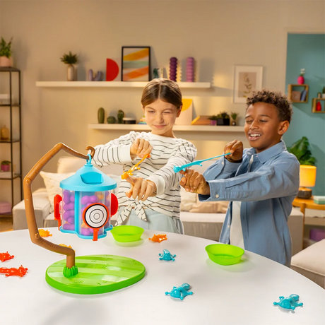 Kids playing Flying Squirrels Feeder Frenzy game Ireland