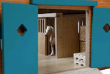 Kids Globe 1:32 horse stable farm toy with open green doors, horse figure and bale detail inside