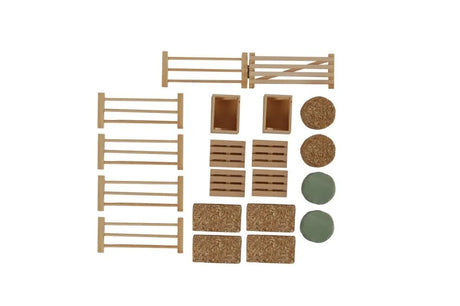 Flat lay of all 19 pieces in the Kids Globe Farming 1:32 Farm Accessory Set including fence sections, gate, two crates, two pallets, four square bales and four round bales