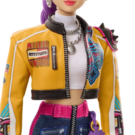 KPop Demon Hunters HUNTR/X Rumi Doll close view of the yellow jacket, patterned sleeve, shoulder detail and jewellery