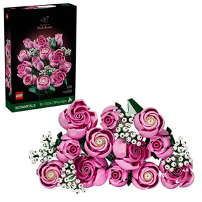 LEGO Botanicals Bouquet of Pink Roses retail box displayed beside the completed pink rose arrangement with white baby’s breath flowers