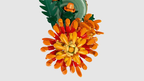 Top view of LEGO Chrysanthemum 10368 flower petals – Ireland
