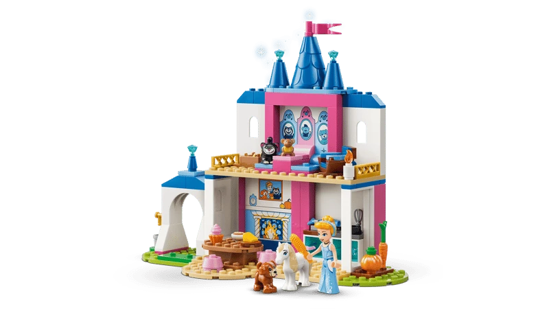 LEGO Cinderella Animal Friends Castle scene with Cinderella figure, pony, dog, mouse, cat, pumpkin and carrot accessories