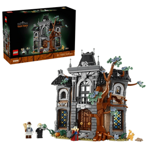LEGO Icons Mayor Manor 11383 built model beside the product box