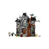 LEGO Icons Mayor Manor 11383 front view with three minifigures, orange cat and brown rat