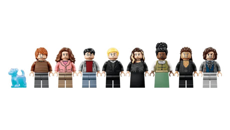 Lineup of LEGO Harry Potter minifigures with varied hairpieces, robes and printed outfits