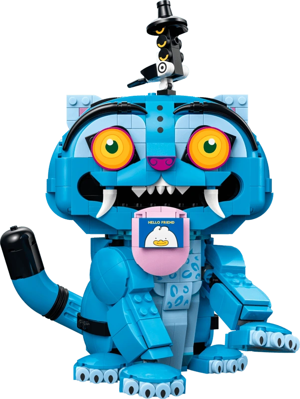 Completed LEGO KPop Demon Hunters Derpy Tiger and Sussie Bird 72537 model with Sussie on Derpy's head and a love note in his mouth
