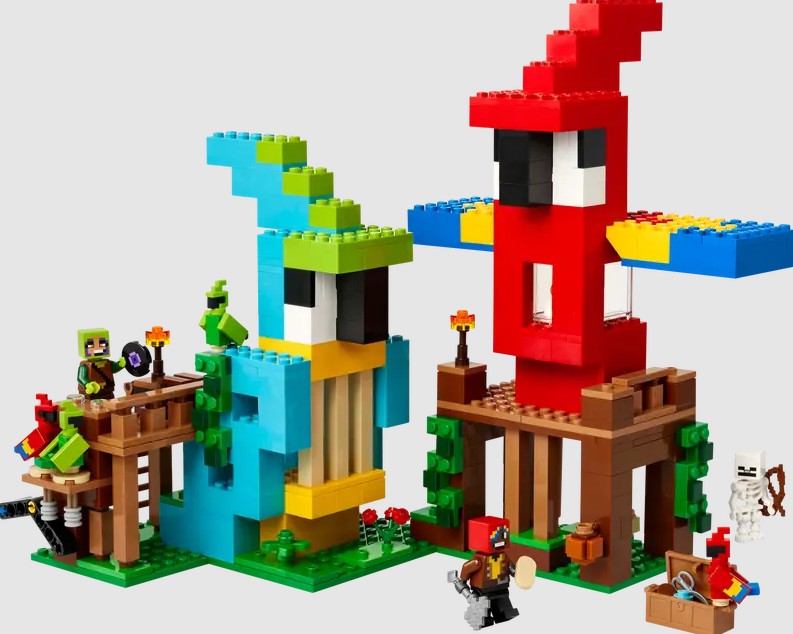 LEGO Minecraft The Parrot House 21282 set with large red and blue parrot houses, minifigures, and jungle scene – Ireland