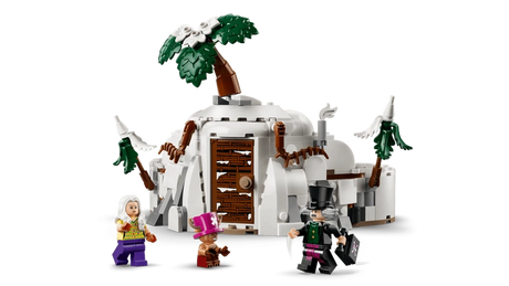 Closed LEGO One Piece Dr. Hiriluk's Hideout 75641 snowy mountain model with the three included minifigures