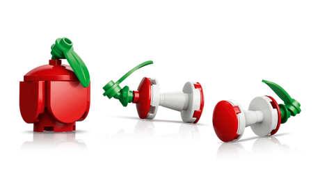 LEGO Pokémon Munchlax 72150 red apple and two apple core builds