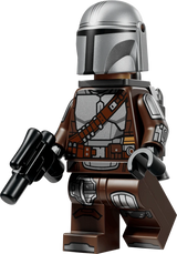 LEGO Star Wars The Mandalorian minifigure from set 75454 wearing silver Beskar armour, a metallic helmet and carrying a black blaster.