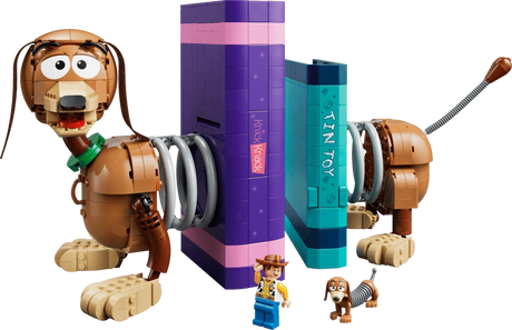 LEGO Toy Story Slinky Dog bookends model with purple and turquoise books, Woody figure and small Slinky Dog figure