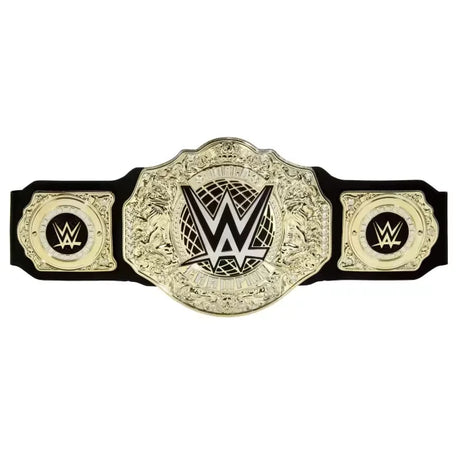 Close-up of WWE kids’ World Heavyweight belt showing lion crests and gold-plated front plate – Ireland