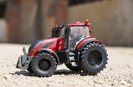 Britains Valtra T254 70th Anniversary
