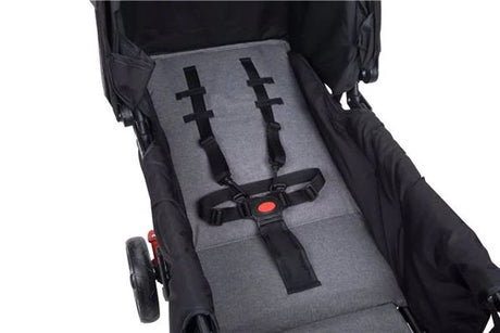 Safety 1st Teamy black tandem stroller close up of grey seat and harness