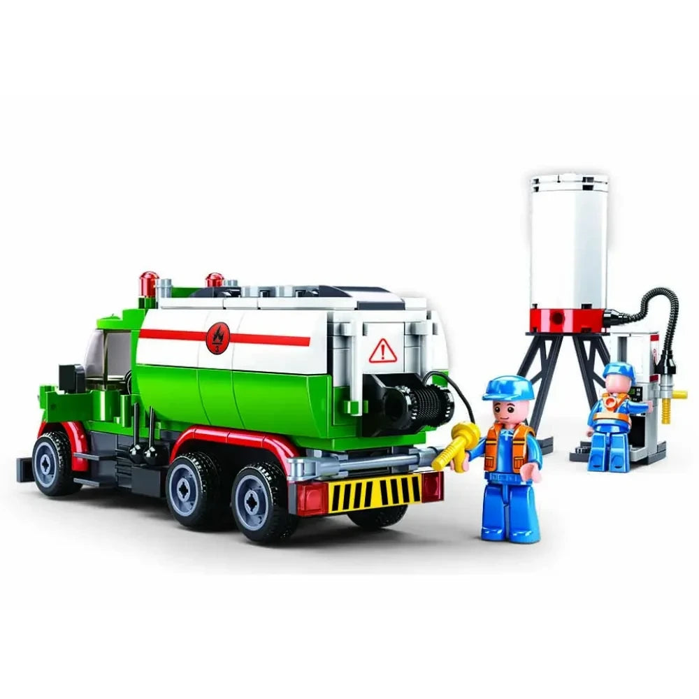 Sluban Town Tanker rear angled view showing the six wheel tanker truck, fuel hose, fuel pump and 2 figures